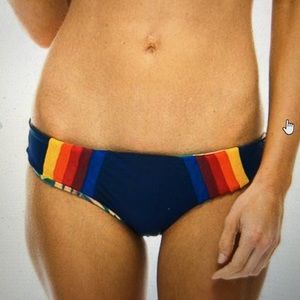 NWT Aviator Nation Reversible Bikini Bottom size small